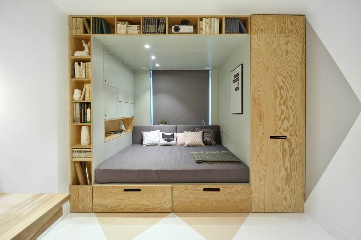 Raflı çerçeveli küçük yatak odası tasarımı